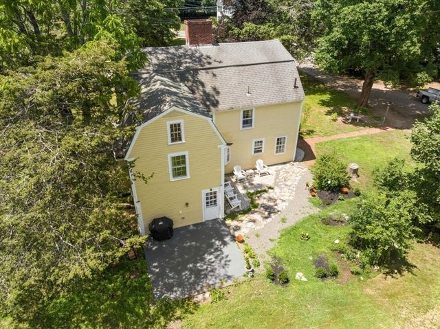 2 Elm St, Boxford, MA 01921
