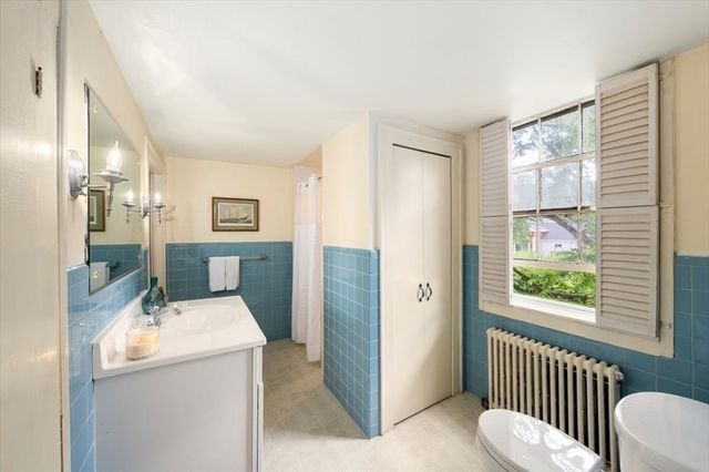 2 Elm St, Boxford, MA 01921