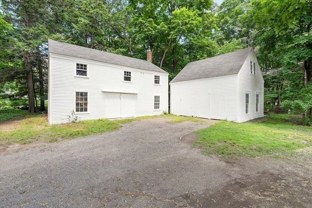 2 Elm St, Boxford, MA 01921
