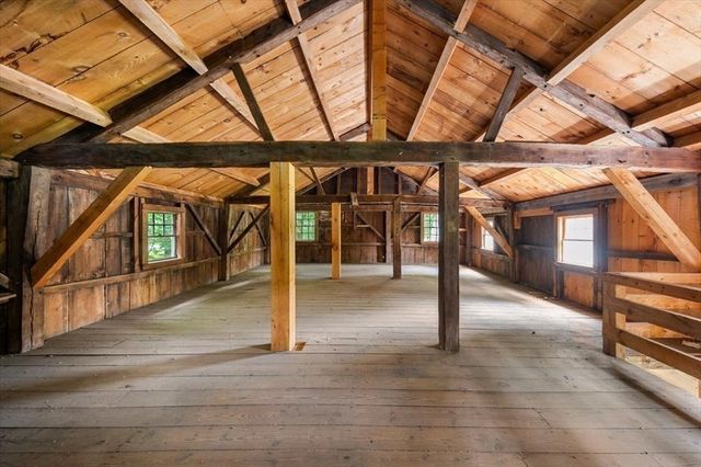 2 Elm St, Boxford, MA 01921