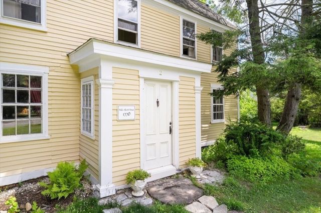 2 Elm St, Boxford, MA 01921