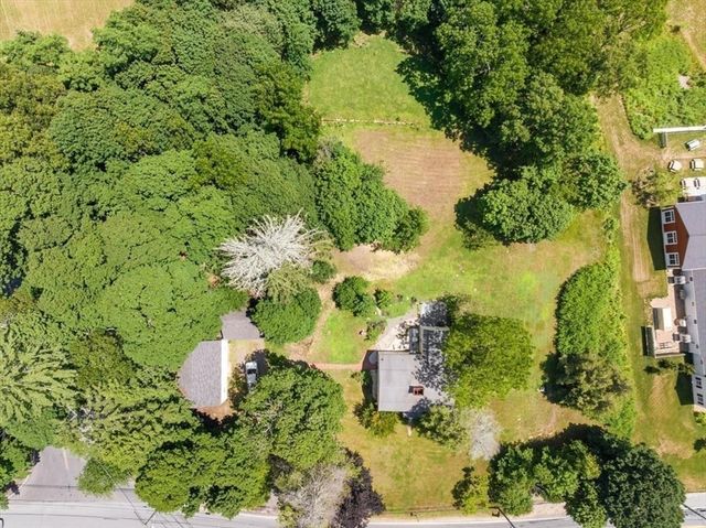 2 Elm St, Boxford, MA 01921