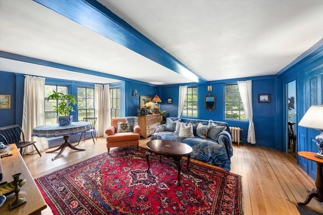 2 Elm St, Boxford, MA 01921