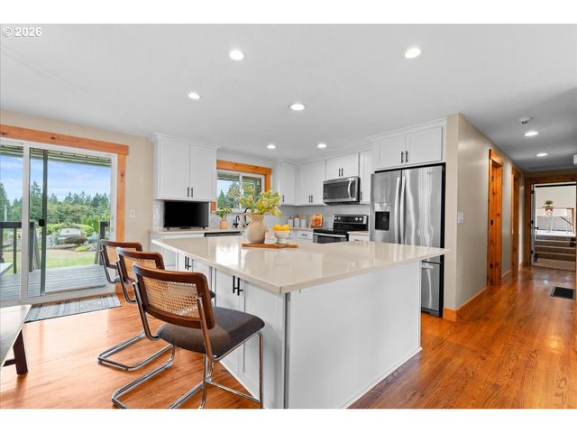 27821 Se SUN RAY Dr, Boring, OR 97009