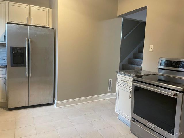 2617 Hackberry Street, Cincinnati, OH 45206