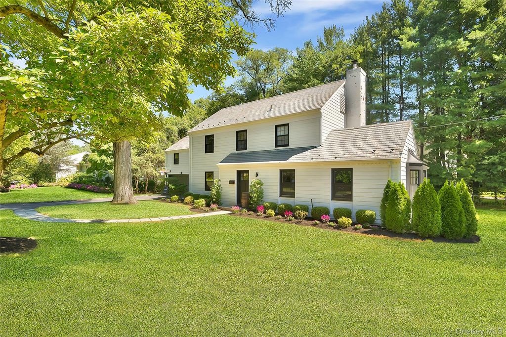 22 Paddington Road, Scarsdale, NY 10583 — photo 2