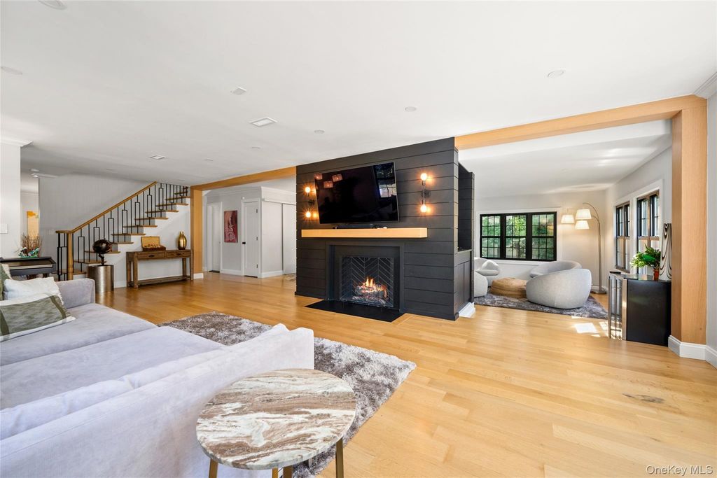 22 Paddington Road, Scarsdale, NY 10583 — photo 3