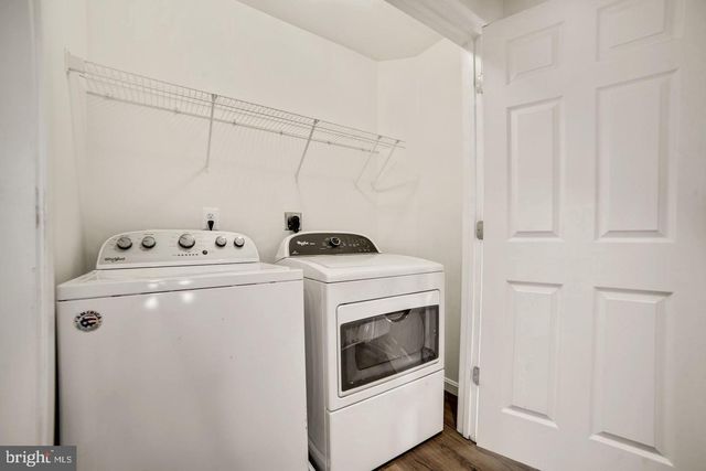 5635 SHEALS LN, Centreville, VA 20120