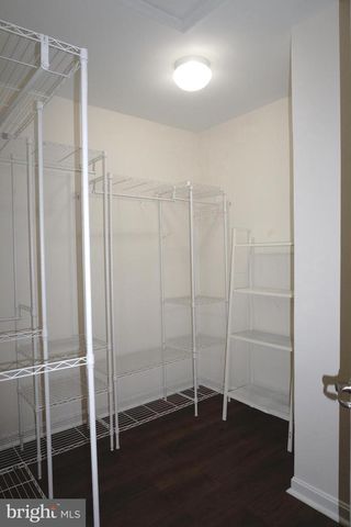 5635 SHEALS LN, Centreville, VA 20120