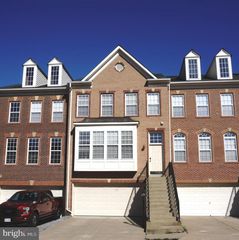 5635 SHEALS LN, Centreville, VA 20120