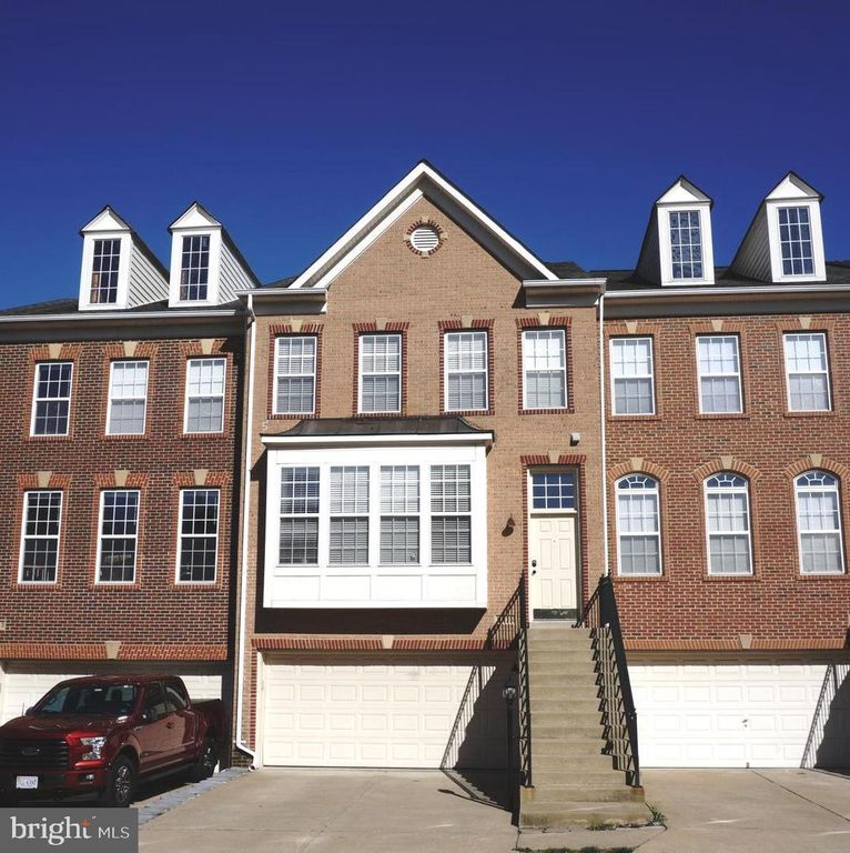 5635 SHEALS LN, Centreville, VA 20120