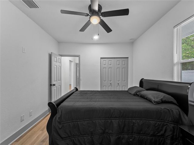 8010 N BROOKS STREET, Tampa, FL 33604