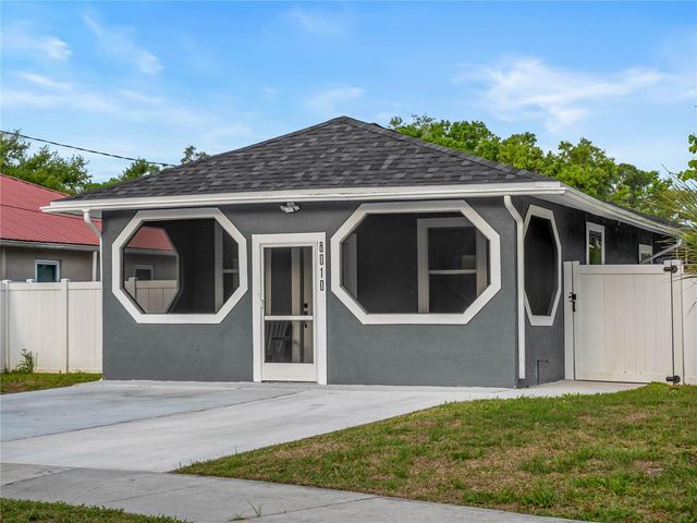 8010 N BROOKS STREET, Tampa, FL 33604