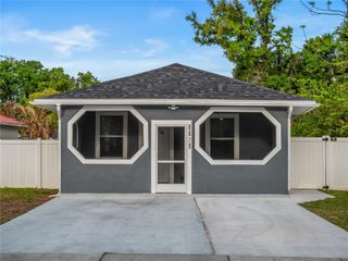 8010 N BROOKS STREET, Tampa, FL 33604