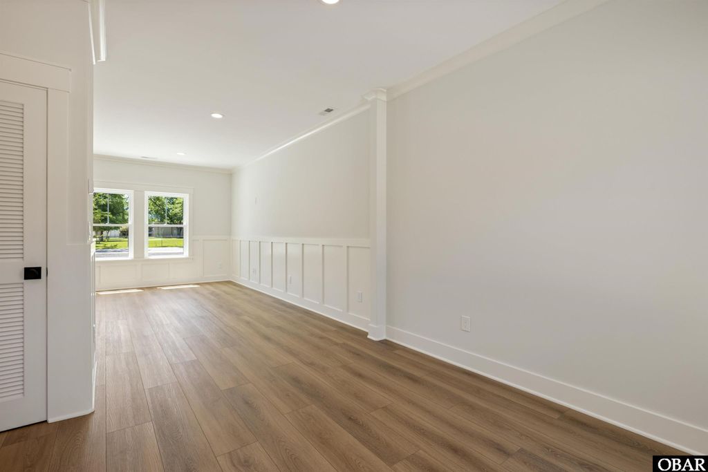 Image 20 of property listing at 517 Ananias Dare Street Unit 3, Manteo, NC 27954