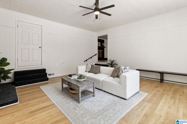 1604 S PRIMROSE LANE, Jasper, AL 35503