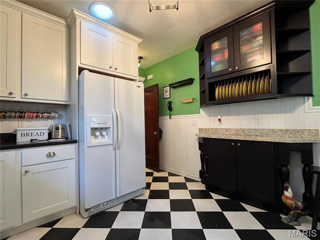 5417 Rhodes Avenue, St Louis, MO 63109