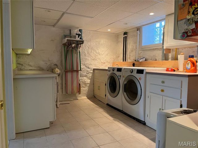 5417 Rhodes Avenue, St Louis, MO 63109
