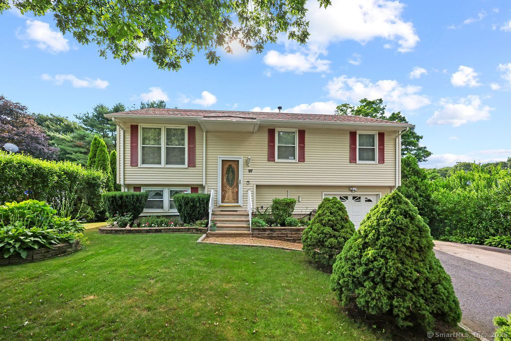 97 Celentano Drive, Naugatuck, CT 06770