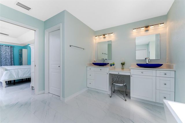 1041 HARBOUR DRAKE DRIVE, Punta Gorda, FL 33983