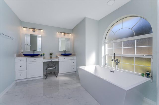 1041 HARBOUR DRAKE DRIVE, Punta Gorda, FL 33983