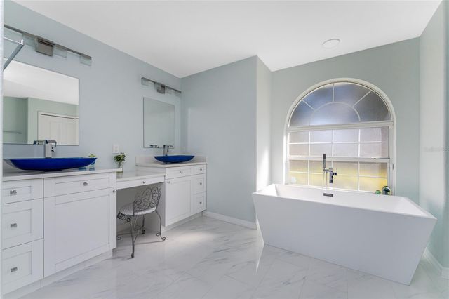 1041 HARBOUR DRAKE DRIVE, Punta Gorda, FL 33983