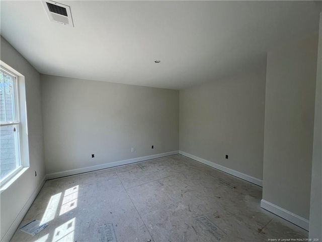 517 Grand Griffon Way, Lillington, NC 27546