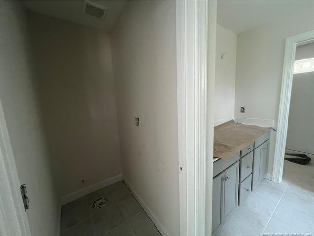 517 Grand Griffon Way, Lillington, NC 27546