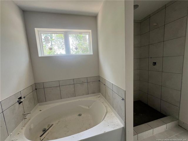 517 Grand Griffon Way, Lillington, NC 27546