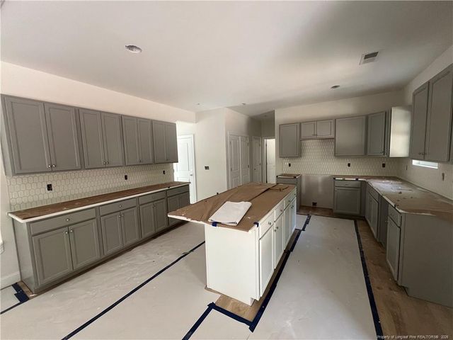 517 Grand Griffon Way, Lillington, NC 27546