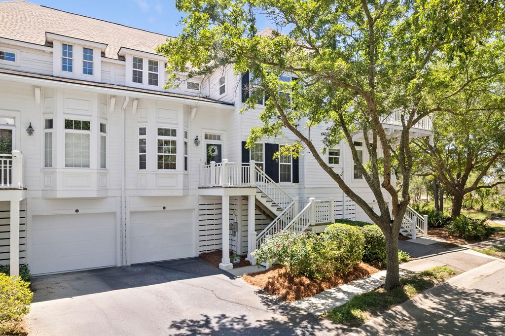 1551 Sea Palms Crescent, Mount Pleasant, SC 29464