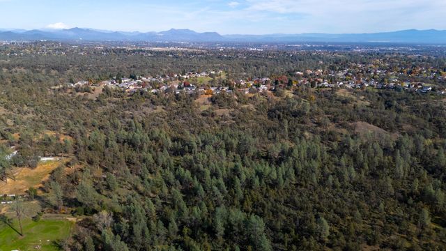 4200 Sunglow Drive, Redding, CA 96001