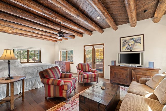 11 Lavadero Road, Santa Fe, NM 87506