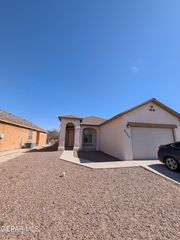 2232 HONOUR POINT Place, El Paso, TX 79938