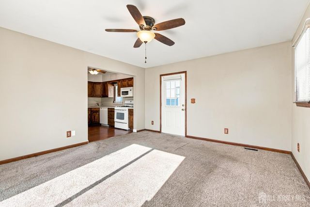 10 Grover Avenue, Sayreville, NJ 08872