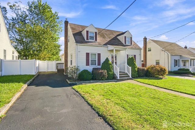 10 Grover Avenue, Sayreville, NJ 08872