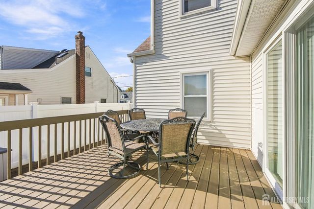 10 Grover Avenue, Sayreville, NJ 08872