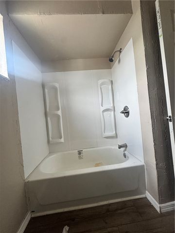202 Meldon Ave 3, Donora, PA 15033