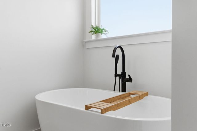 150 Eagle Chase Drive, Youngsville, NC 27596