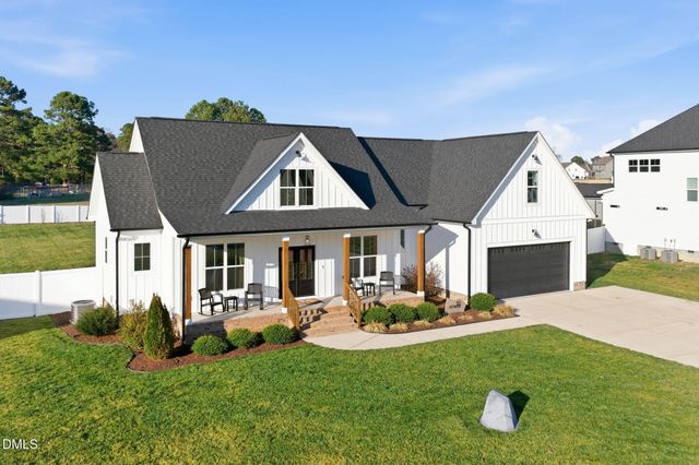 150 Eagle Chase Drive, Youngsville, NC 27596