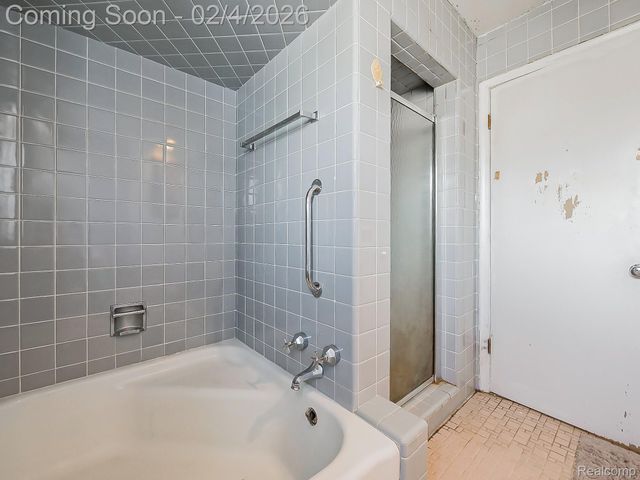 19819 Sussex Street, Detroit, MI 48235