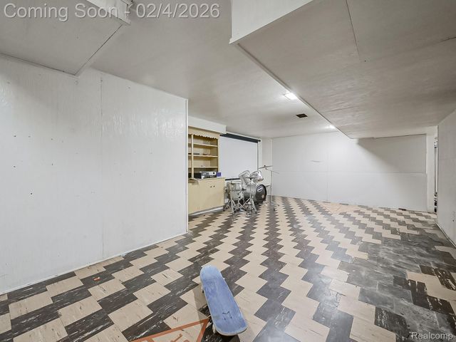 19819 Sussex Street, Detroit, MI 48235