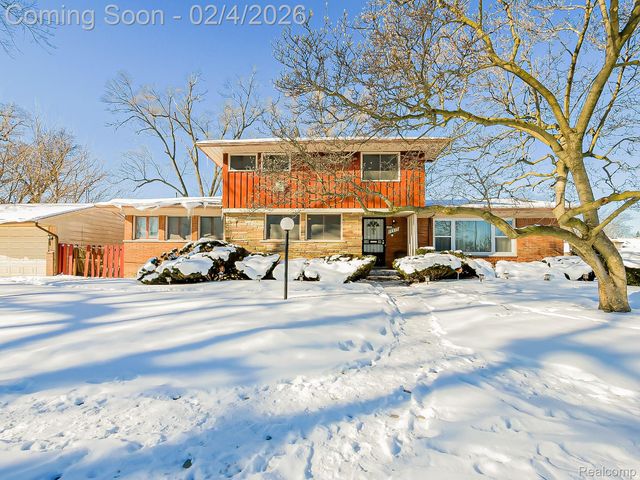 19819 Sussex Street, Detroit, MI 48235