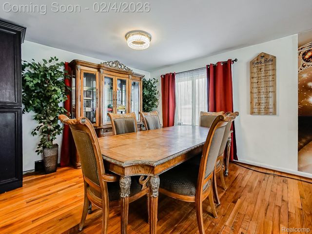 19819 Sussex Street, Detroit, MI 48235