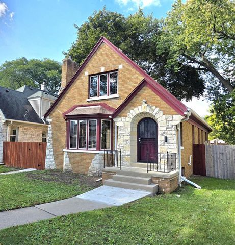 3853 N 42nd STREET, Milwaukee, WI 53216
