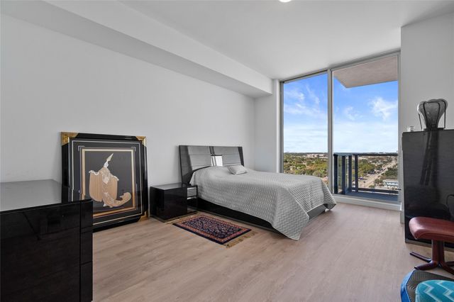 220 Lake Shore Drive 1417, Lake Park, FL 33403