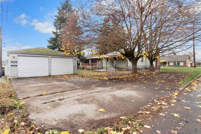 3928 N Cedar St, Spokane, WA 99205