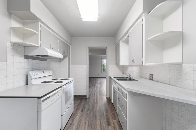 3928 N Cedar St, Spokane, WA 99205