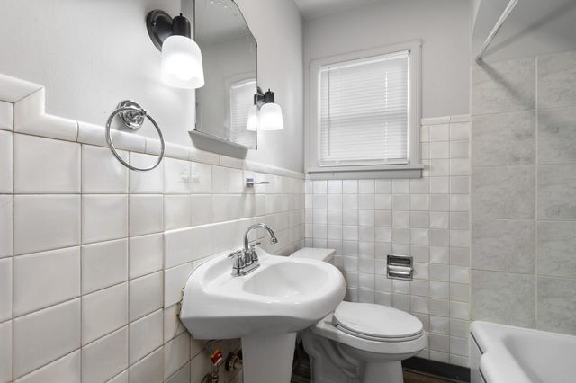 3928 N Cedar St, Spokane, WA 99205