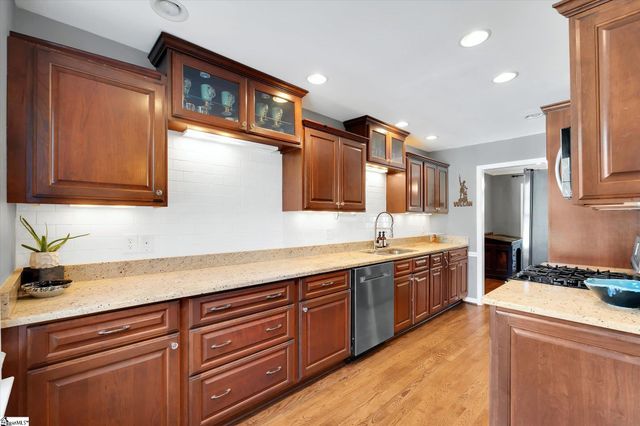 900 N Main Street Unit 37, Greenville, SC 29609